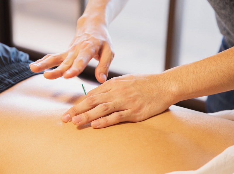 Acupuncture for Injury Rehabilitation and Postoperative Pain